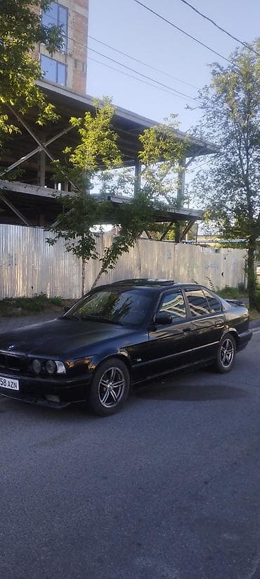 wuling mini ev: BMW 5 series: 1995 г., Седан — 2
