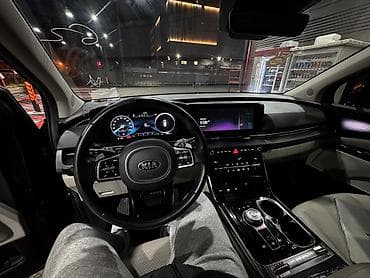 honda e: Kia Carnival: 2020 г., 2.2 л, Автомат, Дизель, Минивэн — 8