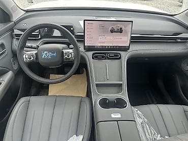 gac aion y plus: Электромобиль GAC Aion i6D (надпись AION на капоте, шильдик i6D сзади) — 4