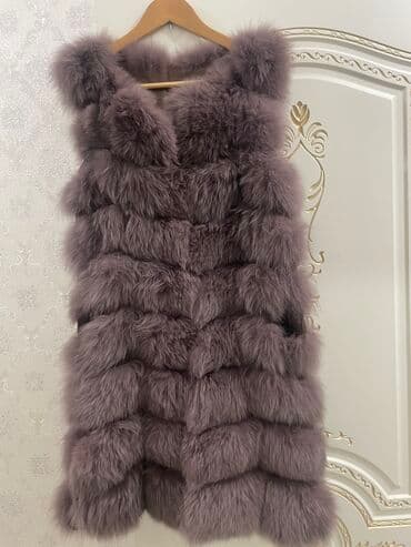 Продаю безрукавку в хорошем состоянии мех натуральный 44-46 размер