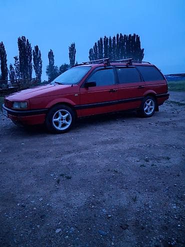 Volkswagen Passat Variant: 1992 г., 1.8 л, Механика, Бензин, Универсал — 3