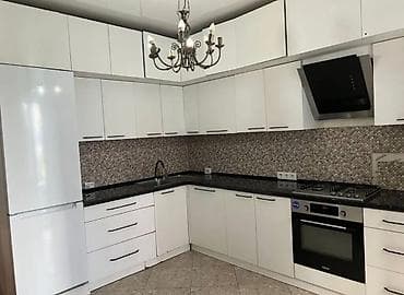3 комнаты, 80 м², ул. Баха / Гагарина 1 этаж, Евроремонт