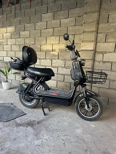 срочно продаю электро скутер: Электрический скутер (городской e‑moped) - Компактный городской — 1