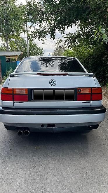 ли 9 авто: Volkswagen Vento: 1994 г., 1.8 л, Механика, Седан — 5