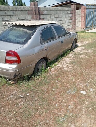 Kia Shuma: 1998 г., 1.6 л, Механика, Бензин, Седан