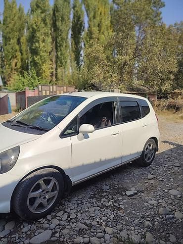 Унаа: Honda Fit: 2003 г., Хетчбек — 3