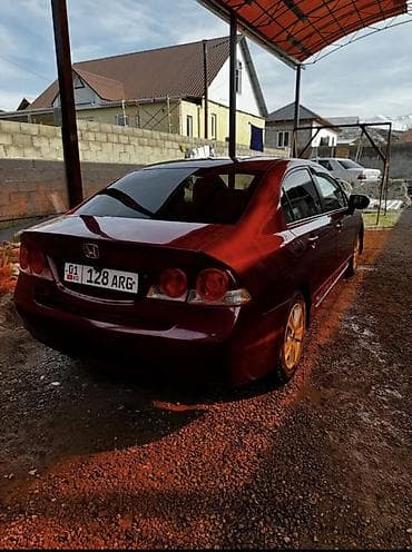 01: Honda Civic: 2008 г., 1.8 л, Автомат, Бензин, Седан — 5