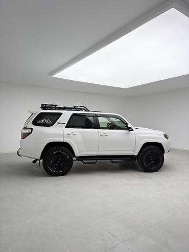 Toyota: Toyota 4Runner: 2020 г., 4 л, Автомат, Бензин, Внедорожник — 5