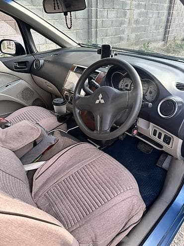 степ эреф 1: Mitsubishi Colt: 2004 г., 1.3 л, Автомат, Бензин, Хетчбек — 3