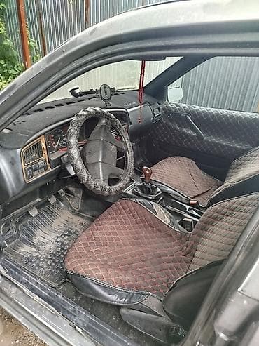 Унаа сатуу: Volkswagen Passat: 1991 г., Кол менен иштөөчү, Универсал — 3