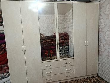 Мебель: Шкаф-купе распашной пятидверный с зеркалами - Материал: ЛДСП светлого — 1