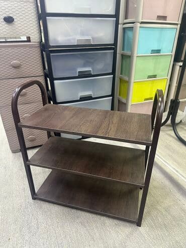 шкаф для обуви с полками: Описание Обувная полка LION 3 Данная модель с тремя полками создана — 3