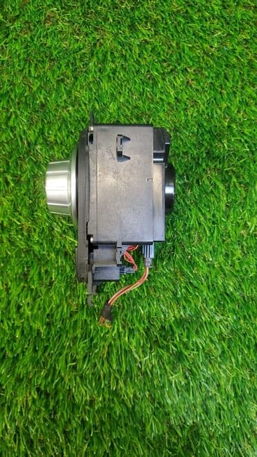 e91: Джойстик управления бортовым компьютером Производитель: BMW Модель — 2