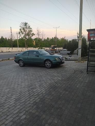 Транспорт: Mercedes-Benz CLK-Class: 1999 г., 3.2 л, Автомат, Бензин, Купе — 4