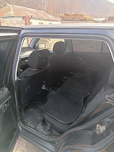 Volkswagen Golf: 1992 г., Механика, Хэтчбэк