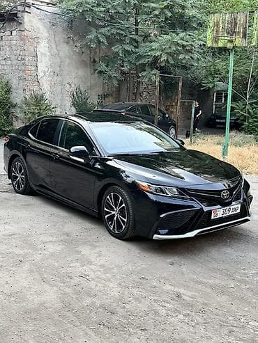 Toyota Camry: 2019 г., 2.5 л, Вариатор, Бензин, Седан