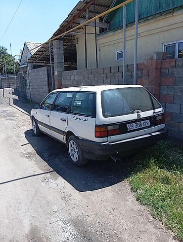 step wgn: Volkswagen Passat: 1992 г., 1.8 л, Механика, Бензин — 2