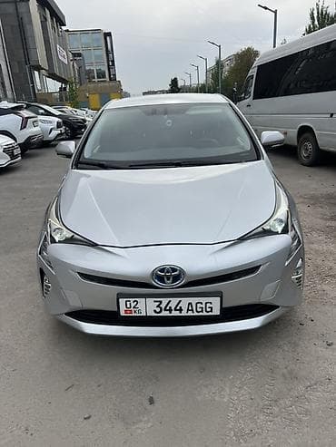corolla spacio: Toyota Prius: 2019 г., Гибрид, Хэтчбэк — 1