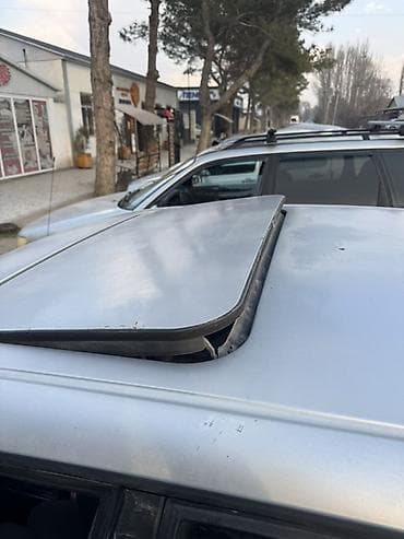 bwm e39: Audi 100: 1993 г., 2 л, Ручные, Газ, Седан — 6