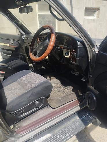 Продается Тойота Сюрф 130 1993 года выпуска двигатель 1 kz te