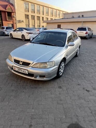 Honda Accord: 2000 г., 1.8 л, Механика, Бензин, Седан