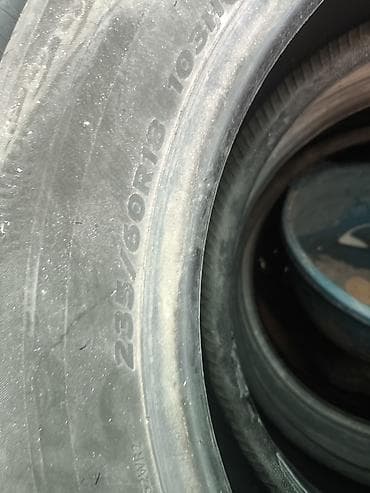 Автомобильные шины 235/60 R18, индекс нагрузки 105 (видно на
