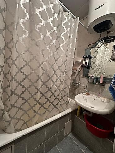 Батирлер: 3 бөлмө, 68 м², 106-серия, 3 кабат — 8