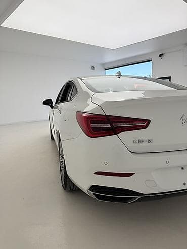 byd e5: Huanghai : 2022 г., 1.8 л, Автомат, Гибрид, Седан — 6