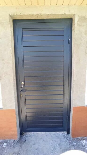 стойки для ограждение: Установка секционных ворот – универсальный вариант закрытия проема для — 11