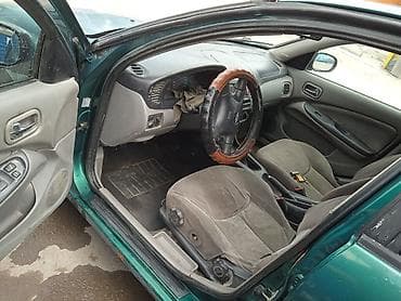 Продажа авто: Nissan Almera: 2002 г., 2.2 л, Механика, Дизель, Хэтчбэк — 1