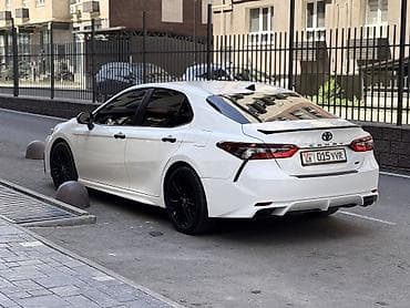 18000: Toyota Camry: 2021 г., 2.5 л, Автомат, Бензин, Седан — 7