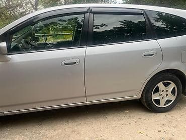 Honda Stream: 2002 г., 2 л, Минивэн — 6