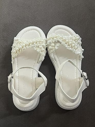 Босоножки, 36, Fashion, Новый, цвет - Белый at lalafo.kg Босоножки, 36, Fashion, Новый, цвет - Белый