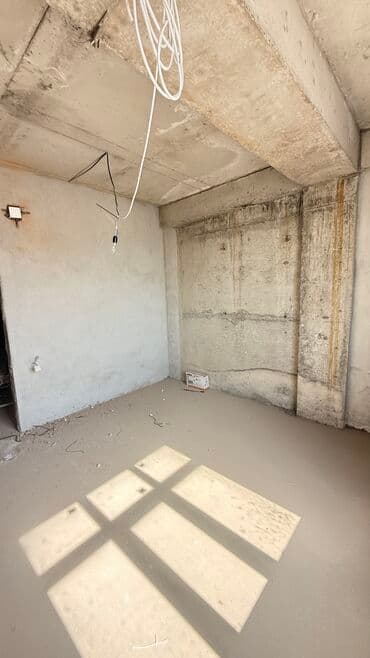 жалал абад кв: 1 комната, 35 м², Элитка, 11 этаж, ПСО (под самоотделку) — 9