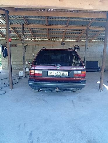 Унаа: Volkswagen Passat Variant: 1991 г., 1.8 л, Кол менен иштөөчү, Бензин, Универсал — 4