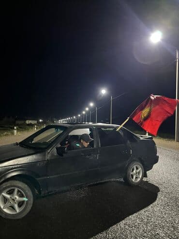 купить авто с кореи бу: Volkswagen Passat: 1989 г., 1.8 л, Механика, Бензиновая, Седан — 2