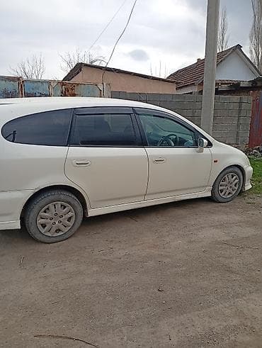 Honda Stream: 2001 г., Универсал