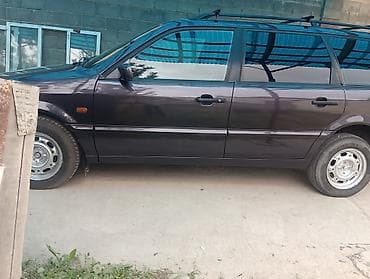 фоль: Volkswagen Passat Variant: 1993 г., Универсал — 4