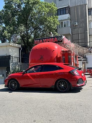 Продажа авто: Honda Civic: 2017 г., 1.5 л, Механика, Бензин, Хэтчбэк — 8