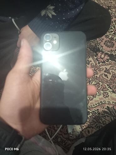IPhone 11, Б/у, 128 ГБ, Черный, Чехол, 75 %