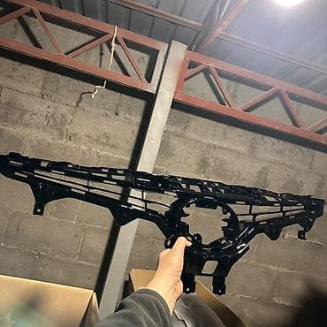 сиденья nexia: Решетка радиатора Toyota Аналог — 1