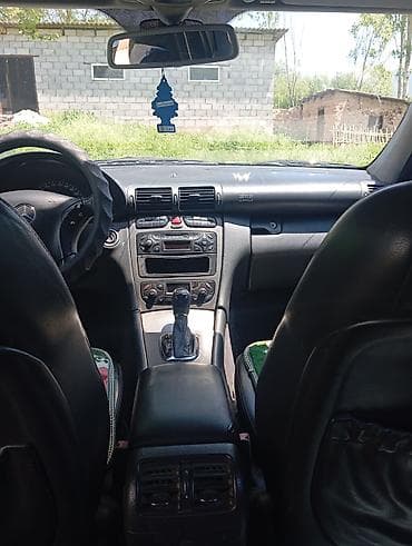 выбор номера о: Mercedes-Benz C-Class: 2000 г., Седан — 10