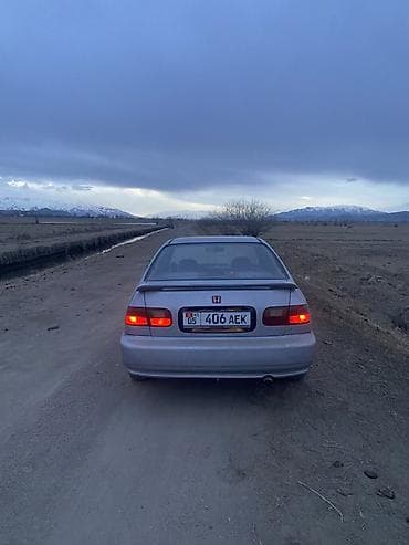 обшивка гольф 2: Honda Civic: 1990 г., Седан — 3