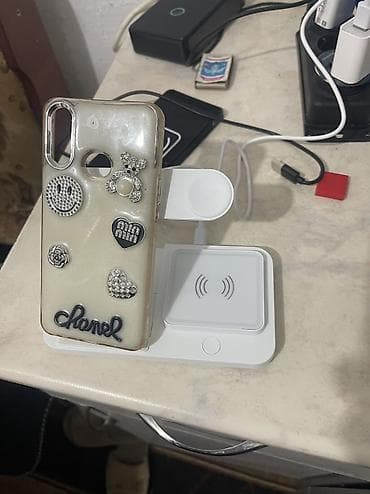 Мобильные телефоны и аксессуары: Зарядка беспроводная 3в1 Телефон Часы Наушники 1500с В черном и в — 7