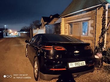 Chevrolet Volt: 2015 г., Гибрид, Хэтчбэк