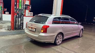 карта двери: Toyota Avensis: 2004 г., Бензин, Универсал — 4