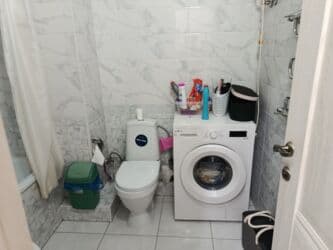 посуточно дом: Сдается 2х ком кв самом центре города с мебелью. 75'000 — 5