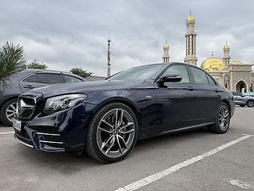 v class: Mercedes-Benz E-Class: 2018 г., Седан — 1