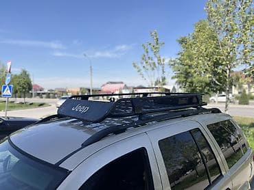 ка пят: Jeep Grand Cherokee: 2000 г., 4 л, Автомат, Бензин, Внедорожник — 5