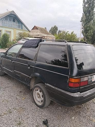 Volkswagen Passat: 1991 г., 1.8 л, Механика, Бензин, Универсал
